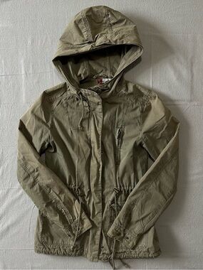 H&M Khaki Utility Anorak Jacket Womens US 8 Hooded Drawstring Military Safari